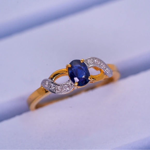New Unheated Natural Burmese Sapphire in Genuine 18K Gold Ring - Picture 1 of 8